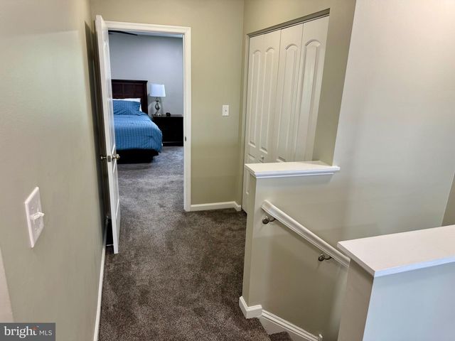 707 S TWIN LAKES BLVD, Newark, DE 19711