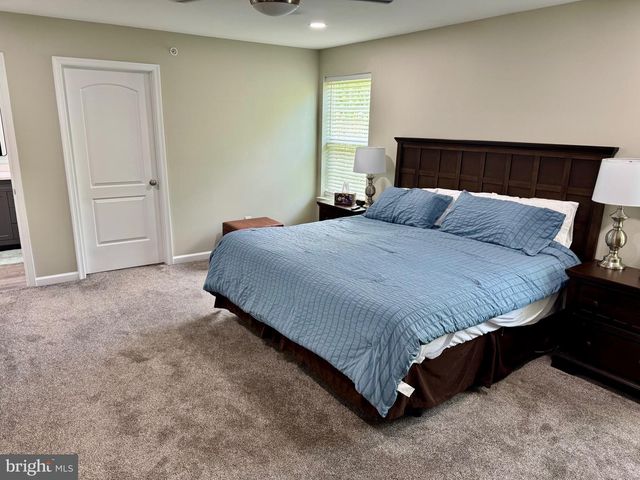 707 S TWIN LAKES BLVD, Newark, DE 19711