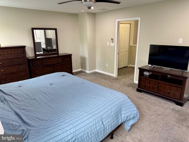 707 S TWIN LAKES BLVD, Newark, DE 19711