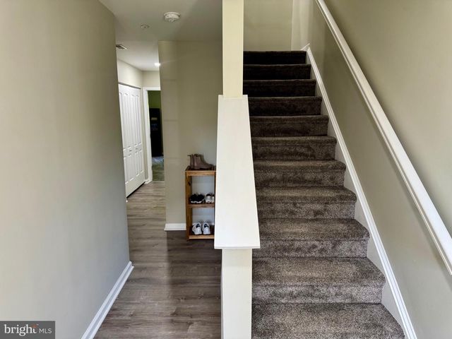 707 S TWIN LAKES BLVD, Newark, DE 19711