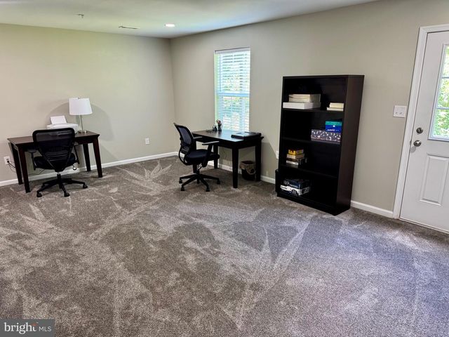 707 S TWIN LAKES BLVD, Newark, DE 19711