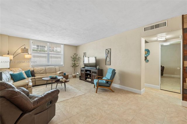 4250 Galt Ocean Drive 1L, Fort Lauderdale, FL 33308