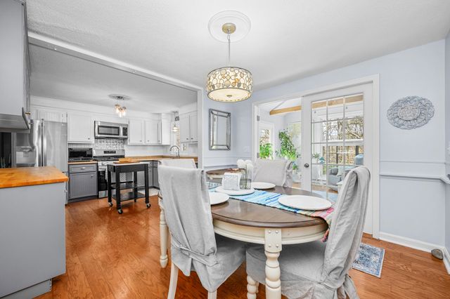 1 Outward Reach, Yarmouth Port, MA 02675