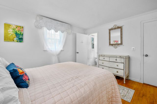 1 Outward Reach, Yarmouth Port, MA 02675