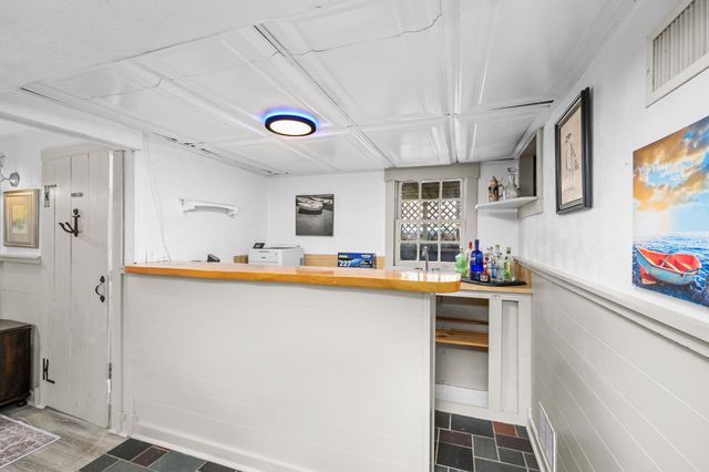 1 Outward Reach, Yarmouth Port, MA 02675