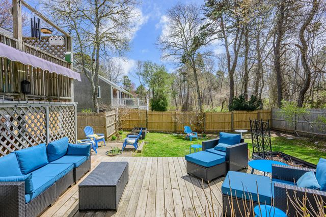 1 Outward Reach, Yarmouth Port, MA 02675