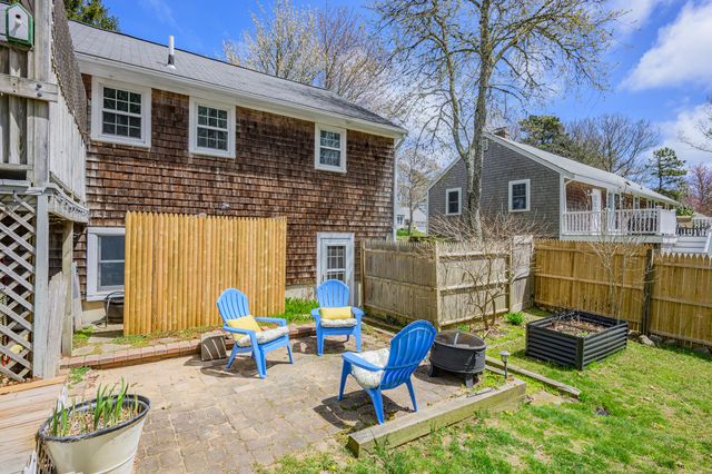 1 Outward Reach, Yarmouth Port, MA 02675