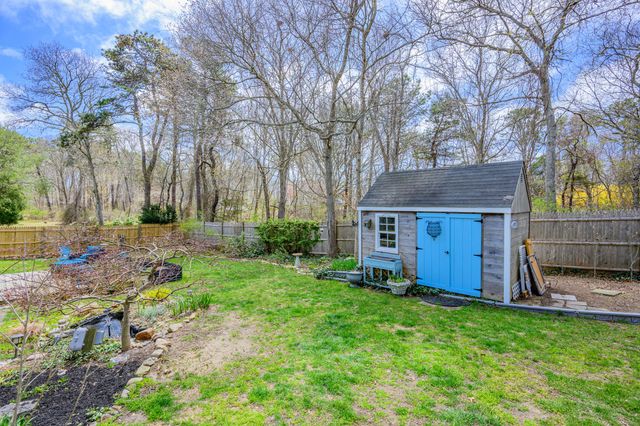 1 Outward Reach, Yarmouth Port, MA 02675