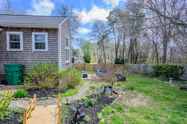 1 Outward Reach, Yarmouth Port, MA 02675