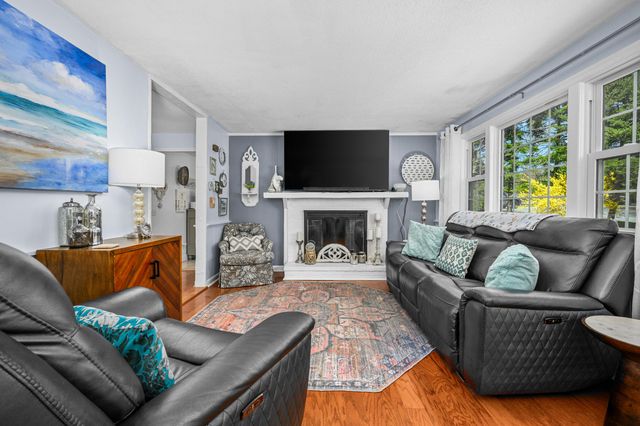 1 Outward Reach, Yarmouth Port, MA 02675