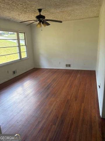 5906 Oakdale Road, Mableton, GA 30126