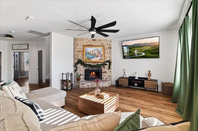 7675 Michael Road, Sanger, TX 76266