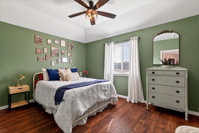 7675 Michael Road, Sanger, TX 76266