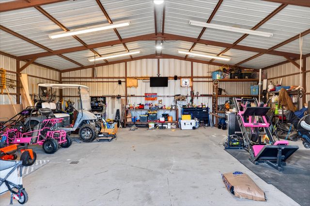 7675 Michael Road, Sanger, TX 76266