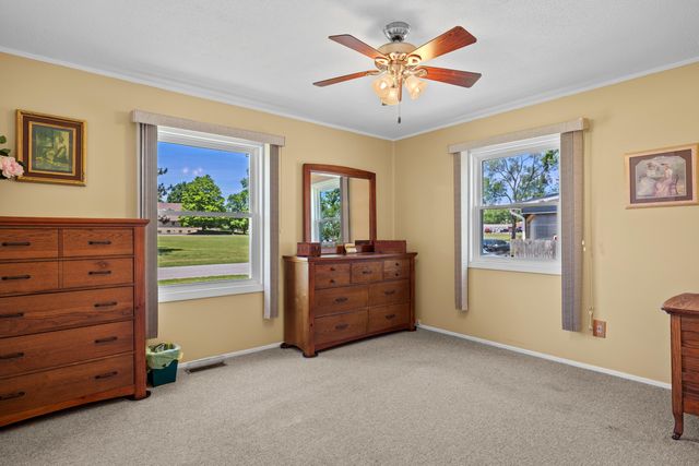 604 Grayton Road, Kingsford Heights, IN 46346