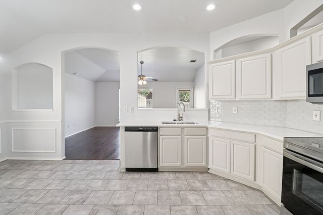4937 Spur Ridge Court, Fort Worth, TX 76244
