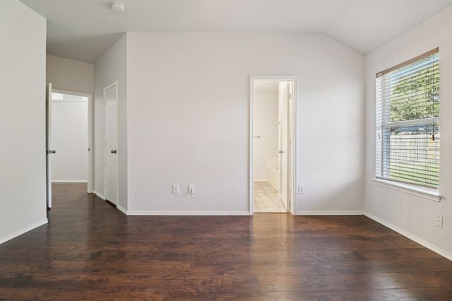4937 Spur Ridge Court, Fort Worth, TX 76244