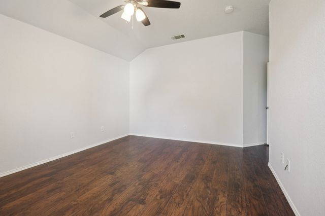 4937 Spur Ridge Court, Fort Worth, TX 76244