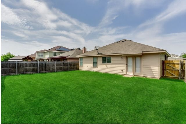 4937 Spur Ridge Court, Fort Worth, TX 76244