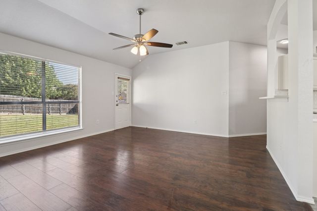 4937 Spur Ridge Court, Fort Worth, TX 76244