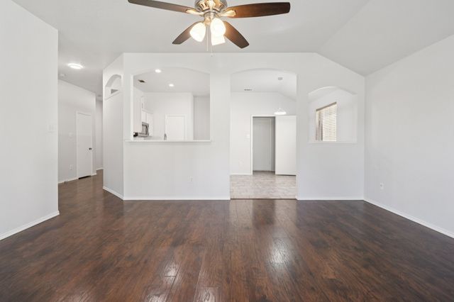 4937 Spur Ridge Court, Fort Worth, TX 76244