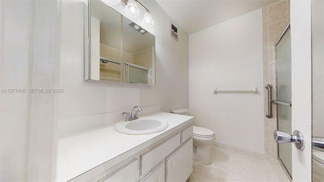 5300 Washington Street D303, Hollywood, FL 33021
