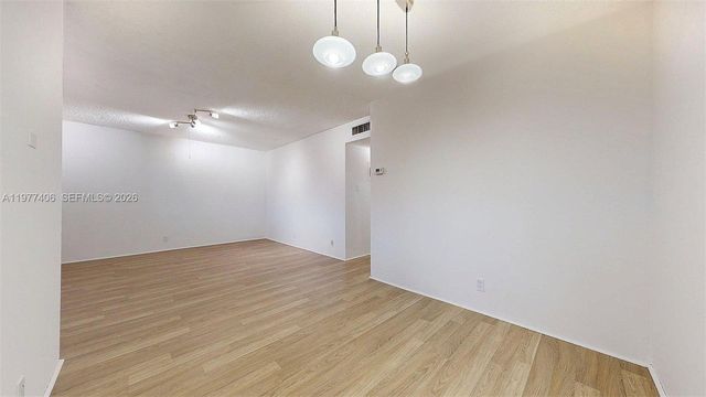 5300 Washington Street D303, Hollywood, FL 33021