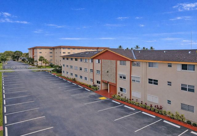 5300 Washington Street D303, Hollywood, FL 33021