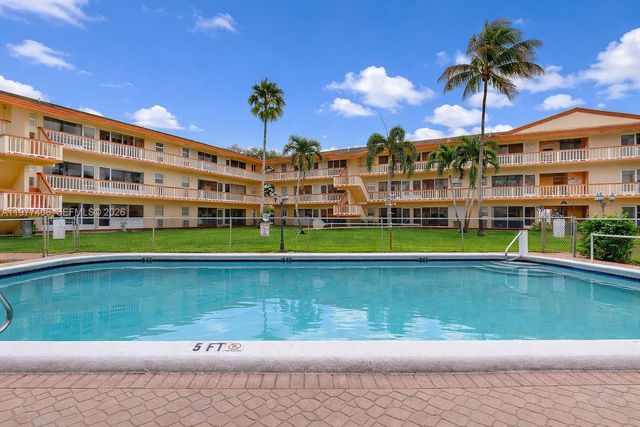 5300 Washington Street D303, Hollywood, FL 33021