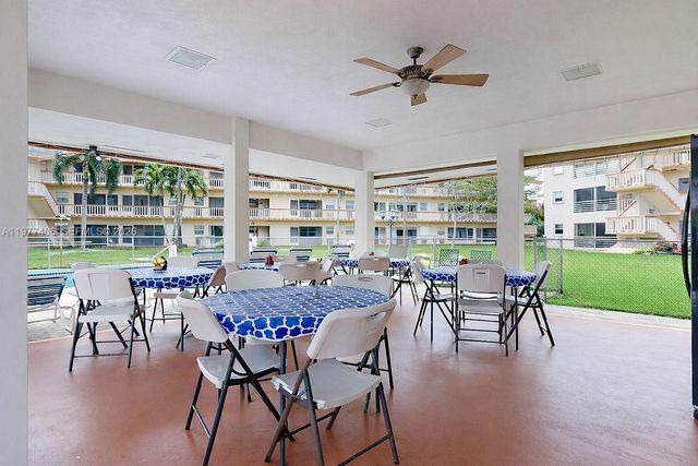 5300 Washington Street D303, Hollywood, FL 33021
