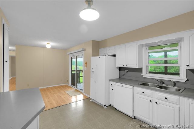 2900 Railroad Avenue, New Salisbury, IN 47161