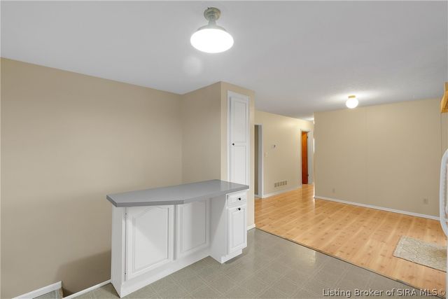 2900 Railroad Avenue, New Salisbury, IN 47161