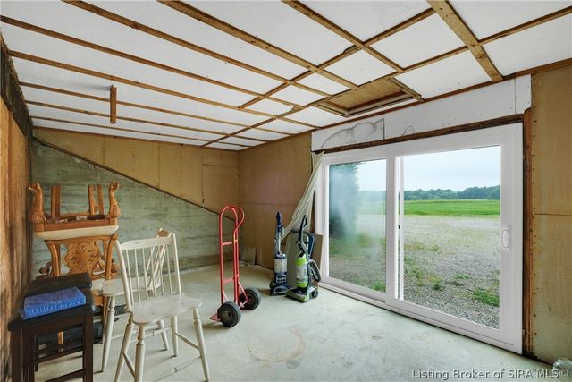 2900 Railroad Avenue, New Salisbury, IN 47161