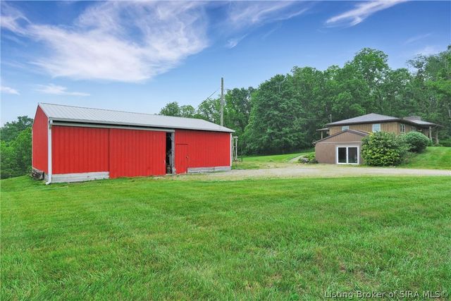 2900 Railroad Avenue, New Salisbury, IN 47161