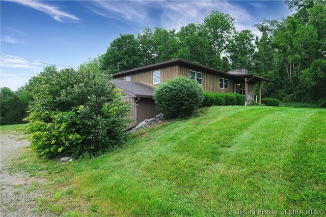 2900 Railroad Avenue, New Salisbury, IN 47161
