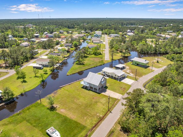 5051 Virginia St., Bay St. Louis, MS 39520