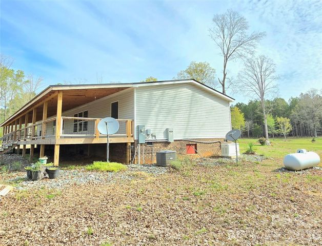 215 High Meadow Lane, Mount Gilead, NC 27306