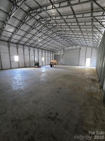 215 High Meadow Lane, Mount Gilead, NC 27306