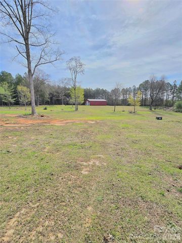 215 High Meadow Lane, Mount Gilead, NC 27306