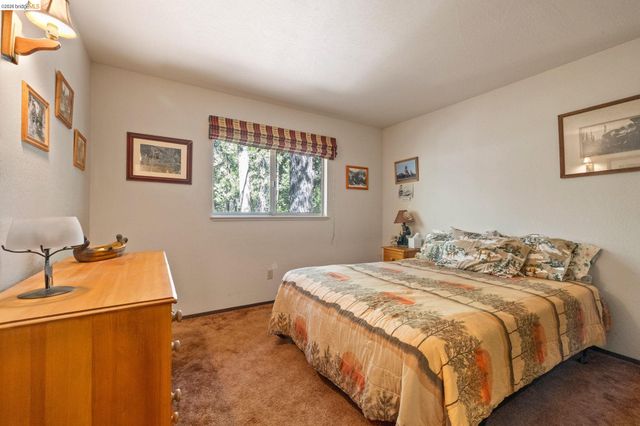 2119 Silverado Way, Arnold, CA 95223