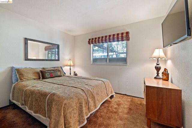 2119 Silverado Way, Arnold, CA 95223