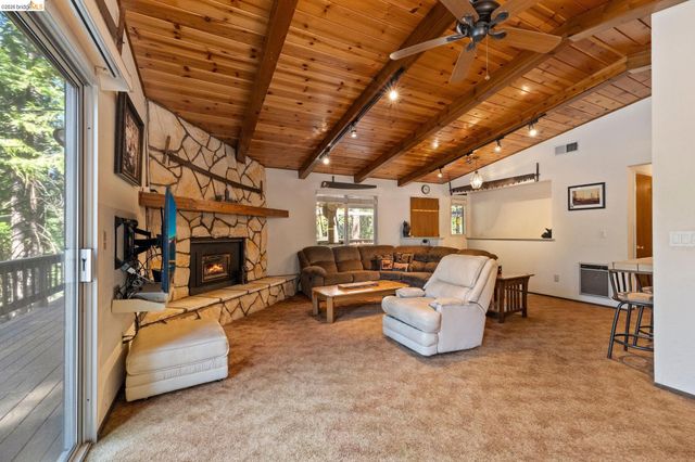 2119 Silverado Way, Arnold, CA 95223