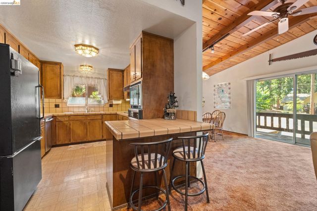 2119 Silverado Way, Arnold, CA 95223