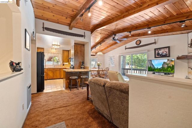 2119 Silverado Way, Arnold, CA 95223