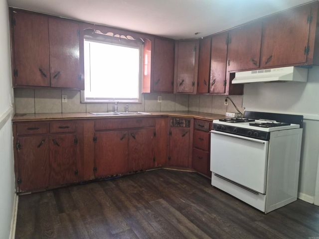 4700 Atkins St, North Little Rock, AR 72117