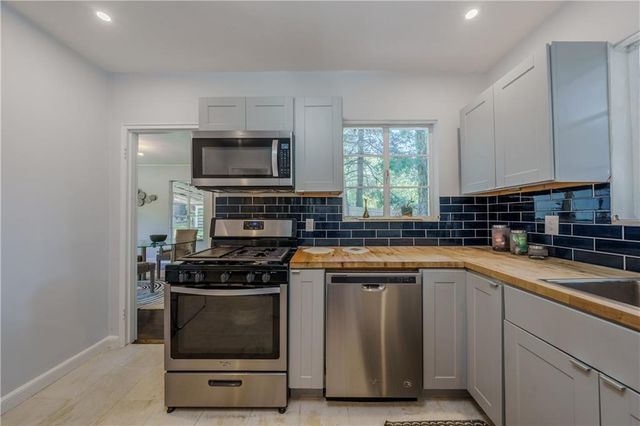 1920 W Forrest W Avenue, Atlanta, GA 30344