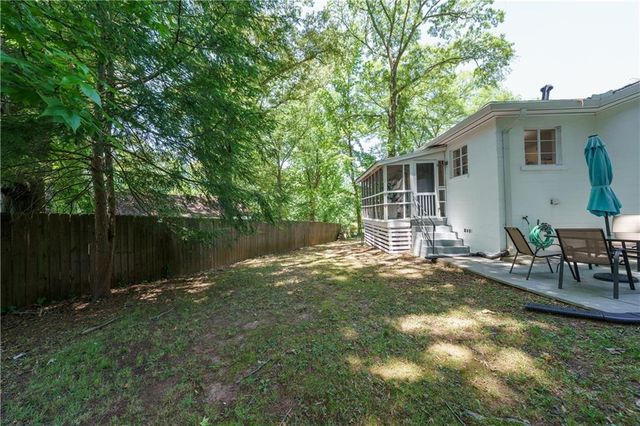 1920 W Forrest W Avenue, Atlanta, GA 30344