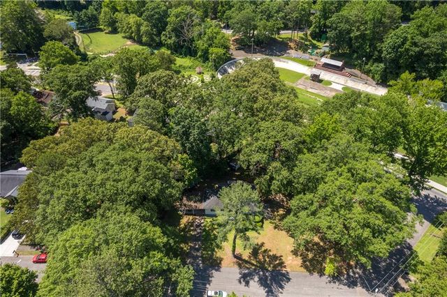 1920 W Forrest W Avenue, Atlanta, GA 30344