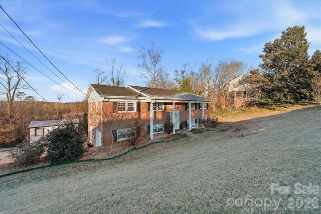 6719 Lakeview Terrace, Hickory, NC 28601