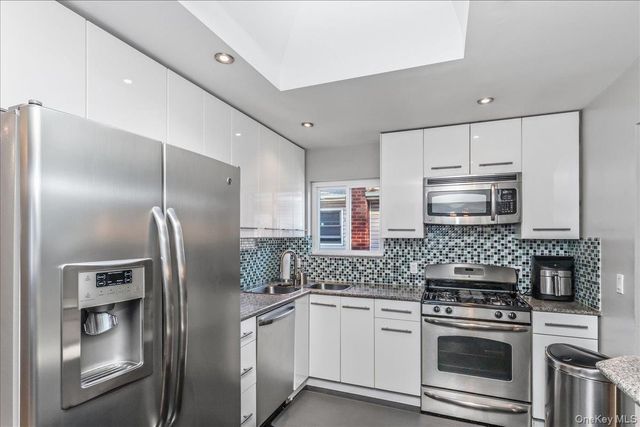 447 Scranton Avenue, Lynbrook, NY 11563
